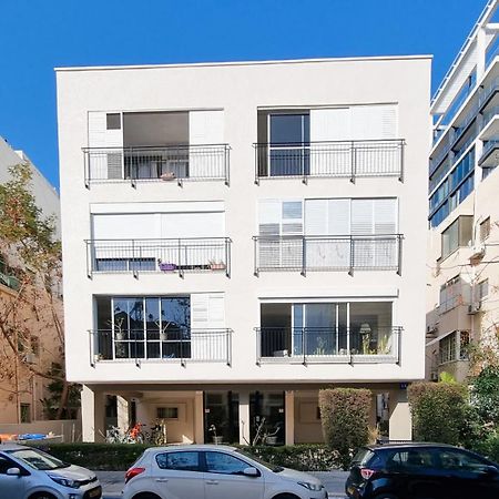 Bnb Israel Apartments - Harav Kook Lilas Тель-Авив Экстерьер фото